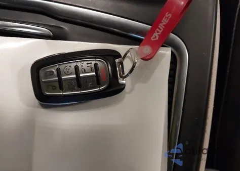 2023 Chrysler Pacifica Touring L z USA, uszkodzony, nr VIN 2C4RC1BG2PR524331